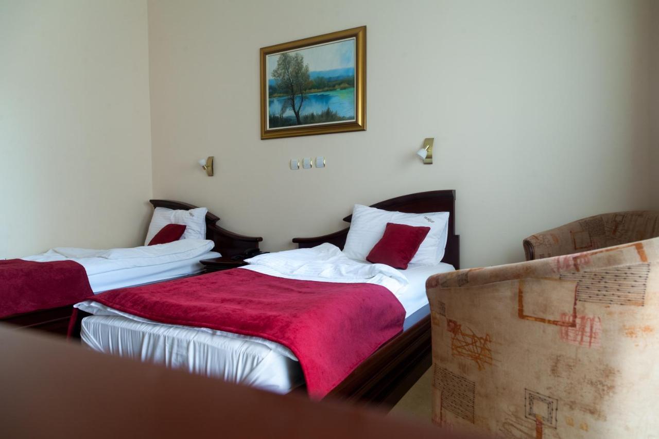 Hotel Villa Majur Суботица Екстериор снимка