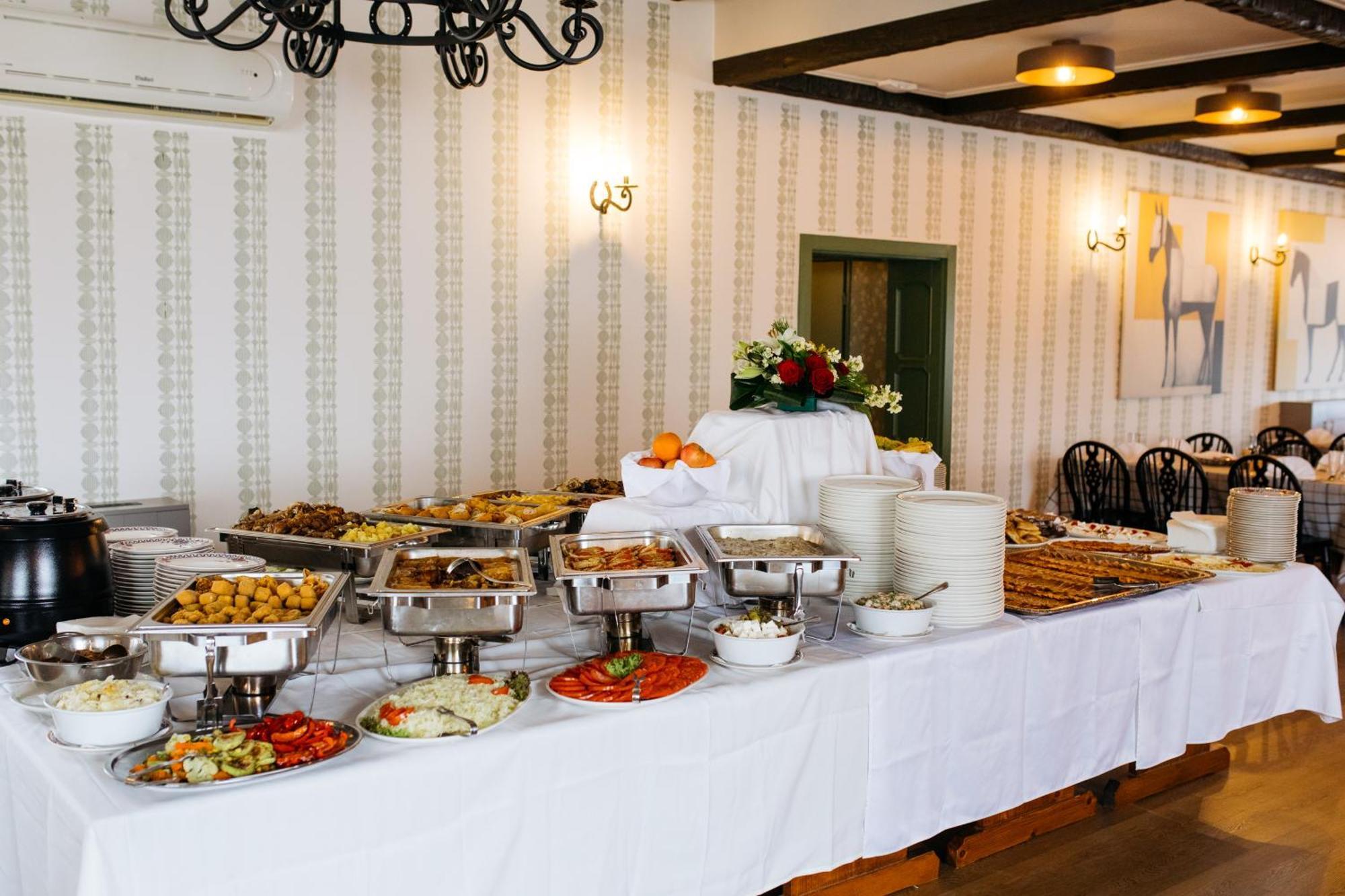 Hotel Villa Majur Суботица Екстериор снимка