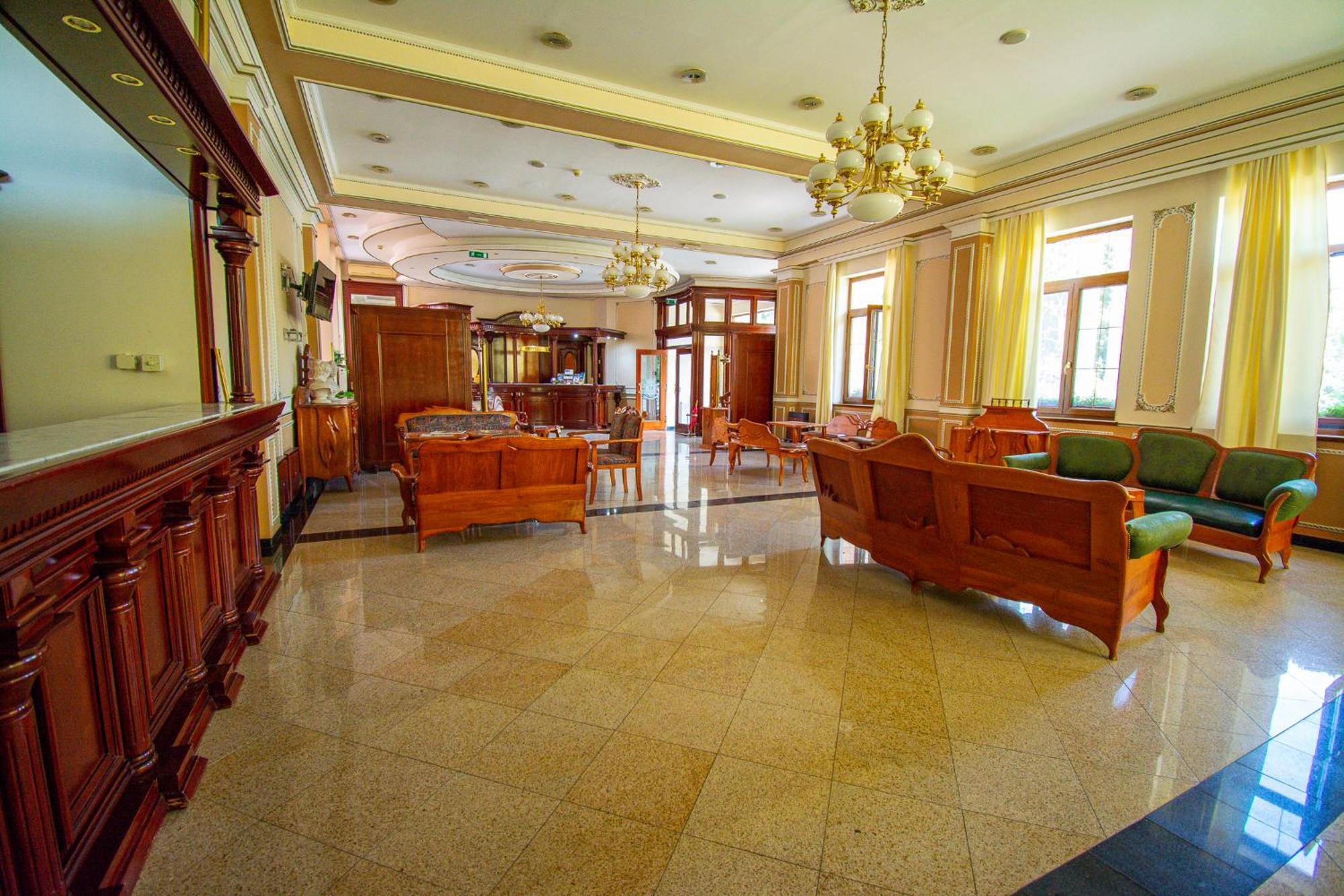 Hotel Villa Majur Суботица Екстериор снимка